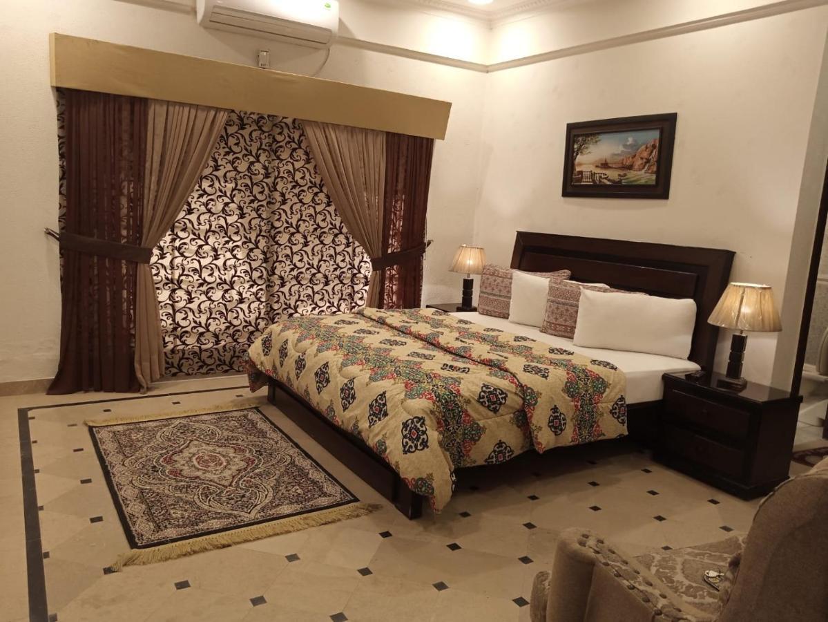 Mulberry Residence Luxury Rooms 伊斯兰堡 外观 照片