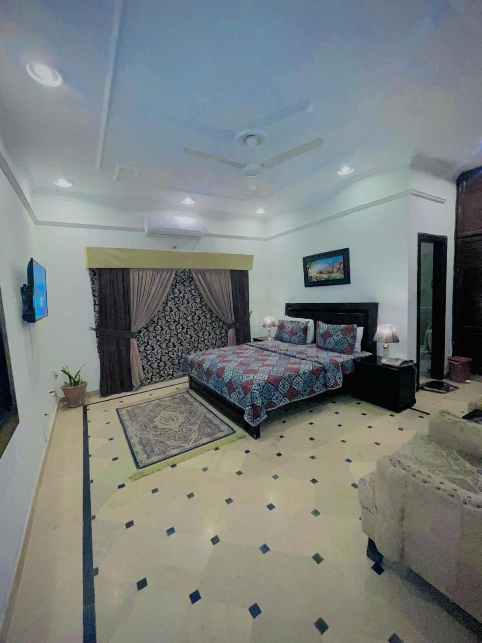 Mulberry Residence Luxury Rooms 伊斯兰堡 外观 照片