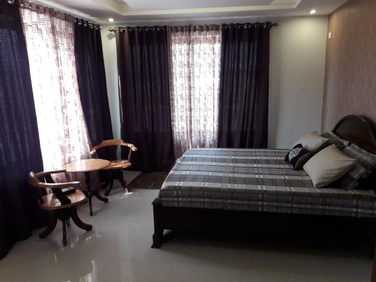 Mulberry Residence Luxury Rooms 伊斯兰堡 外观 照片