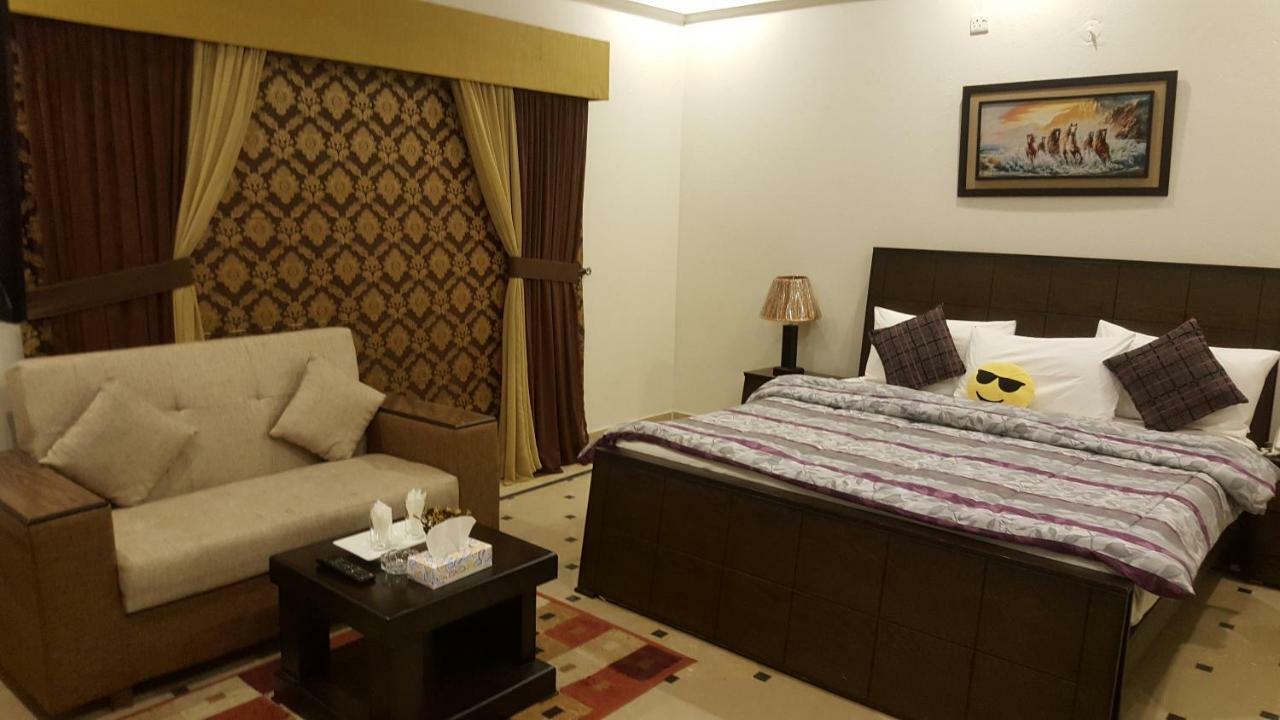 Mulberry Residence Luxury Rooms 伊斯兰堡 外观 照片