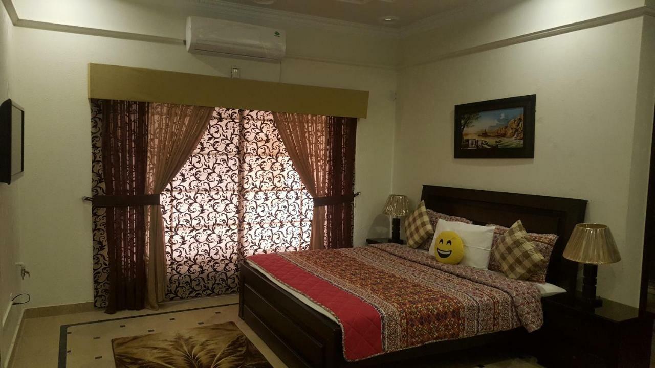 Mulberry Residence Luxury Rooms 伊斯兰堡 外观 照片